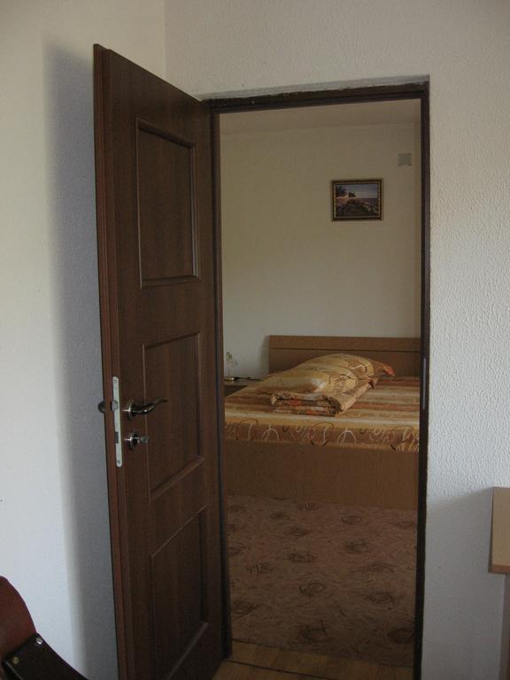 Pensiunea Pomi -Oesti Hotel Albestii Paminteni Room photo